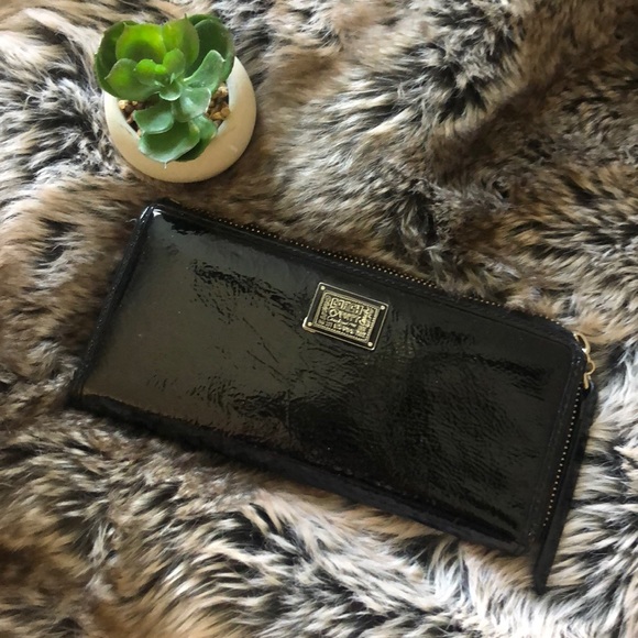 Coach Handbags - Coach poppy black patent leather wallet Coach Handbags - Coach poppy black patent leather wallet